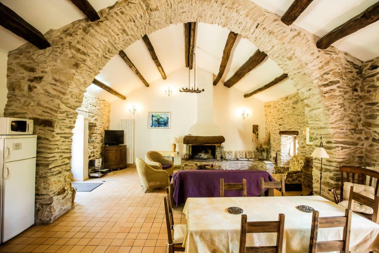 Chateau De Colombieres Sur Orb Ngoại thất bức ảnh